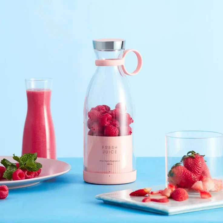 420 ML- Portable USB Rechargeable Juicer Mini Juice Extractor Household Juice in Pakistan