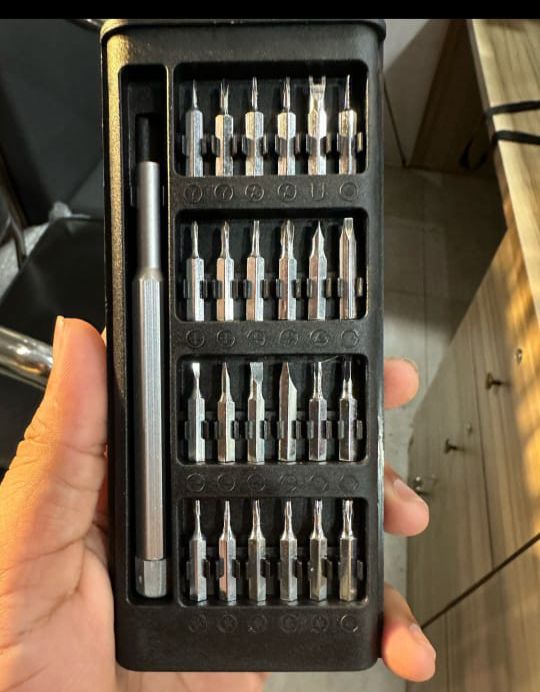 24 in 1 Screw Driver Tool Kit